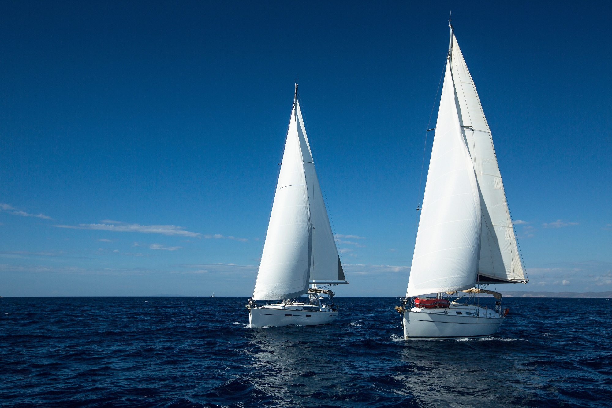 Pantaloni vela sono essenziali per navigare con comfort e sicurezza